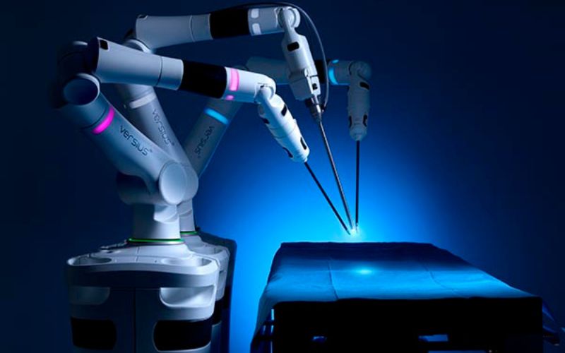 Navigating the Challenges of Surgical Robotics Leadership Recruitment in Today's Market